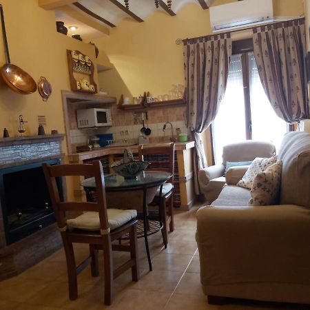 Apartamentos Tío José María Hinojares Esterno foto
