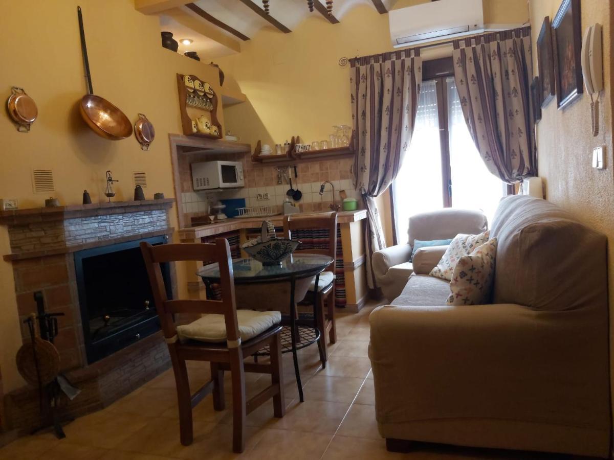 Apartamentos Tío José María Hinojares Esterno foto