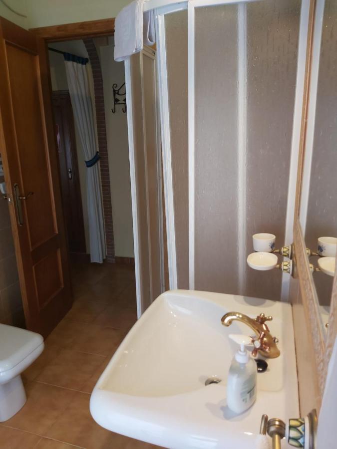Apartamentos Tío José María Hinojares Esterno foto